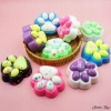 A brand-new extra-large cat paw pinch toy, a stress-relieving and venting toy. Specification image